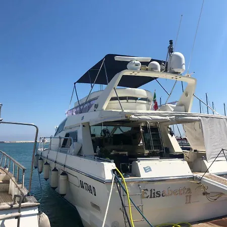 Bådhotel Yacht Blues *